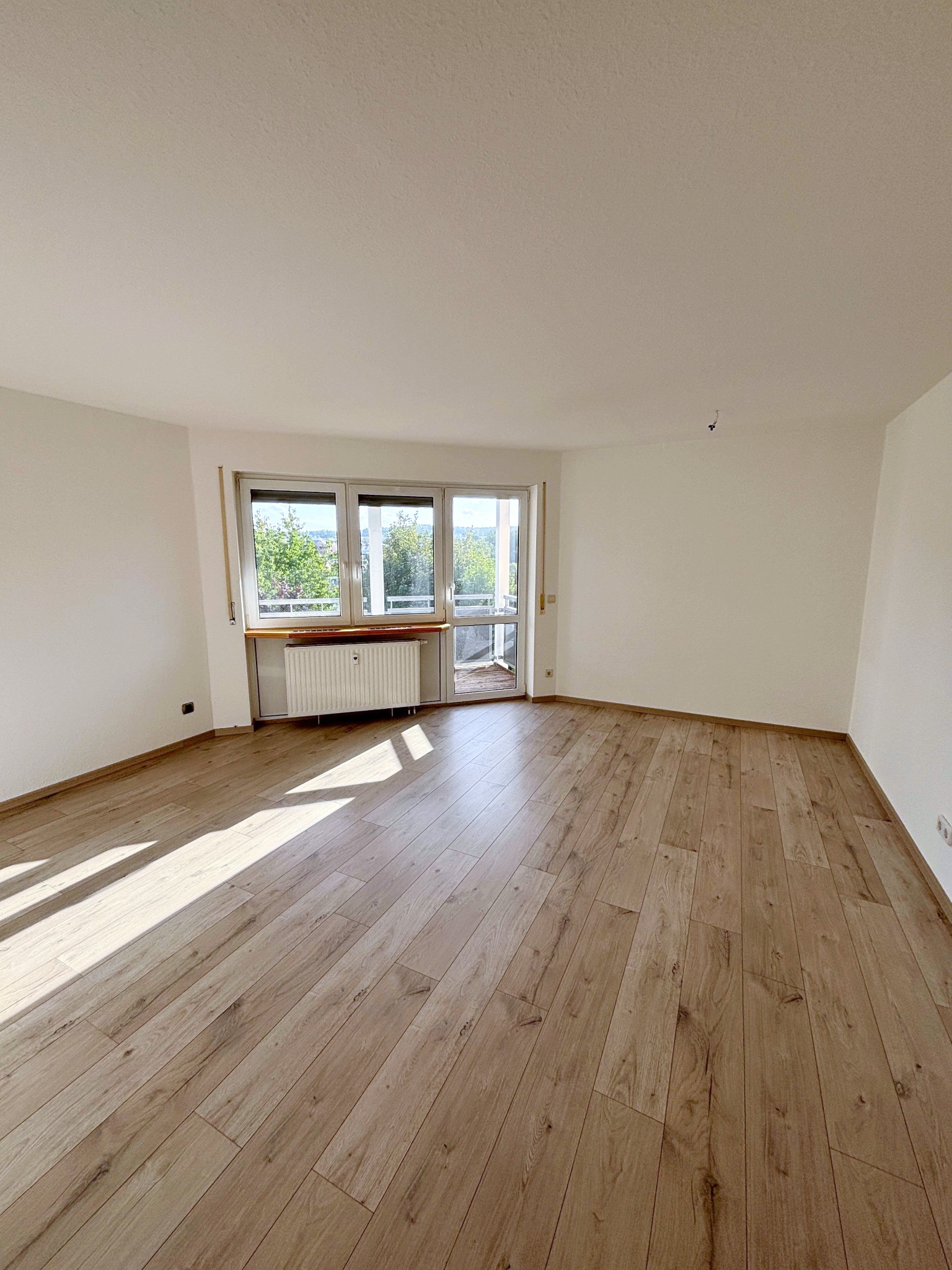 Wohnzimmer im aktuellen Zustand